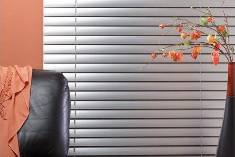 2" Classic Cordless Aluminum Mini Blind