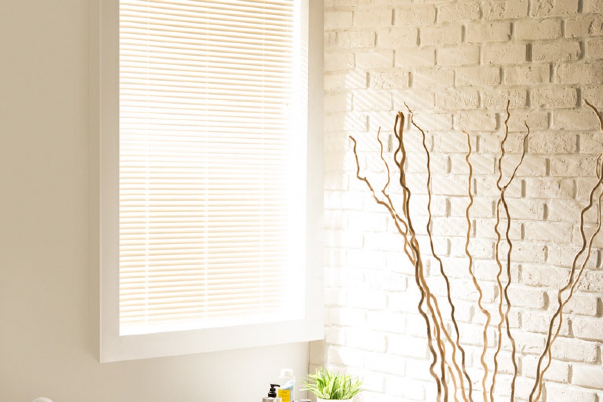 1" Classic Privacy No Holes Mini Blind
