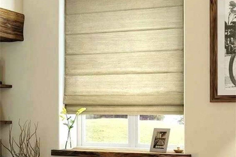 Fashionable Print Premium Roman Shade