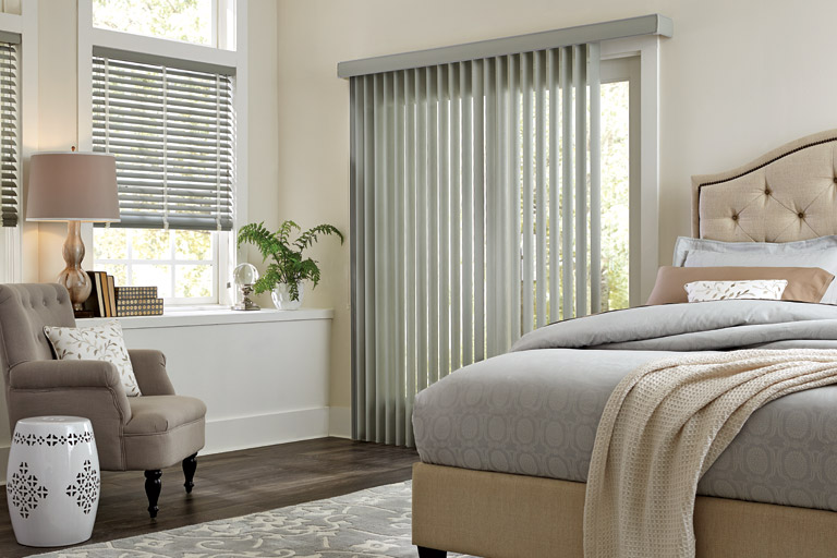 Value Smooth Classic Vertical Blind