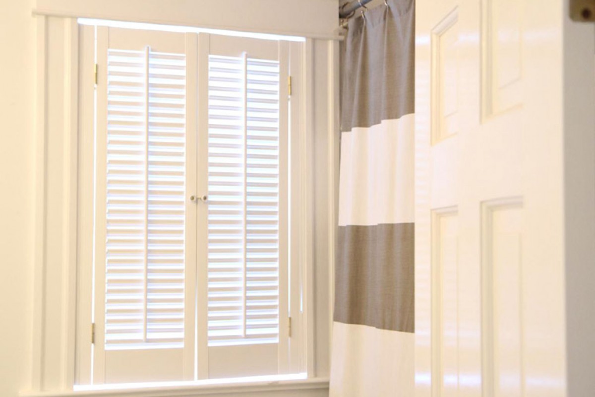 Premium Cottage 1 7/8" Wood Shutter