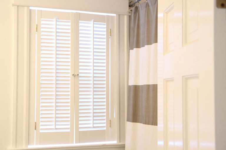 Premium Cottage 1 7/8" Wood Shutter